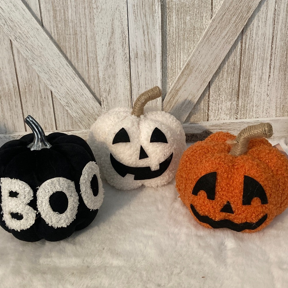 Target BP 2024 Mini  Halloween Pumpkins